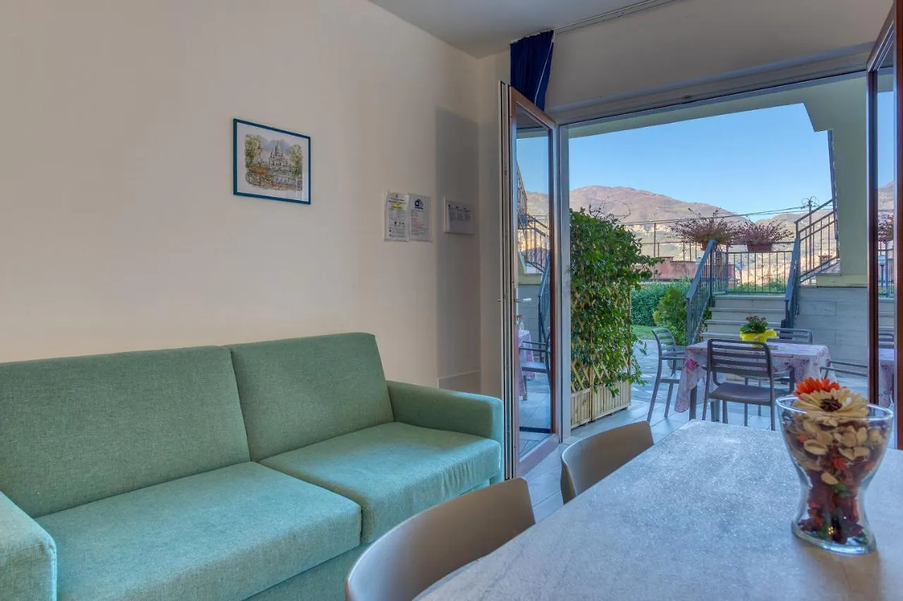 Apartment Casa Maya Brenzone sul Garda